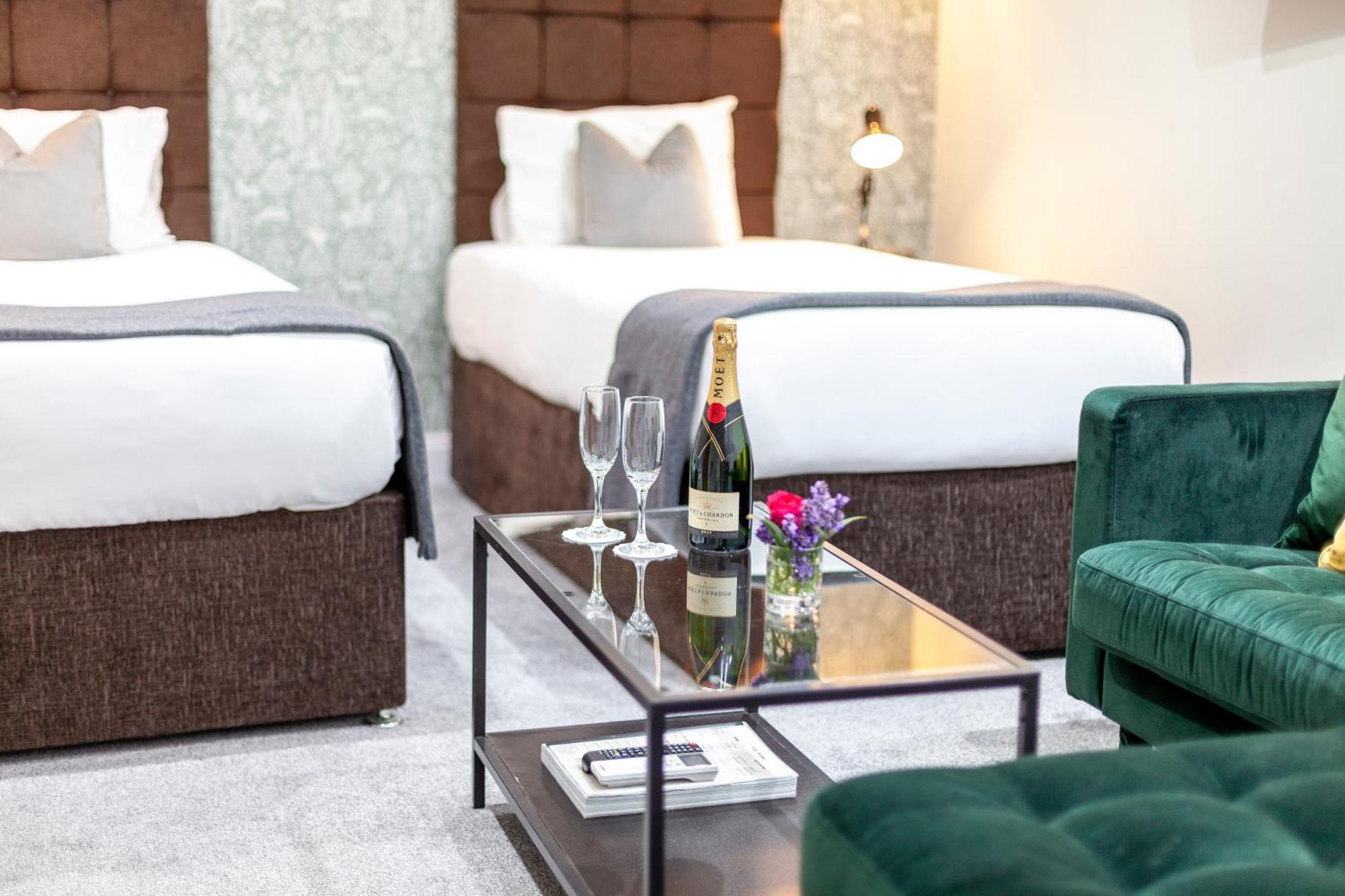 Shepherds Bush 4* London