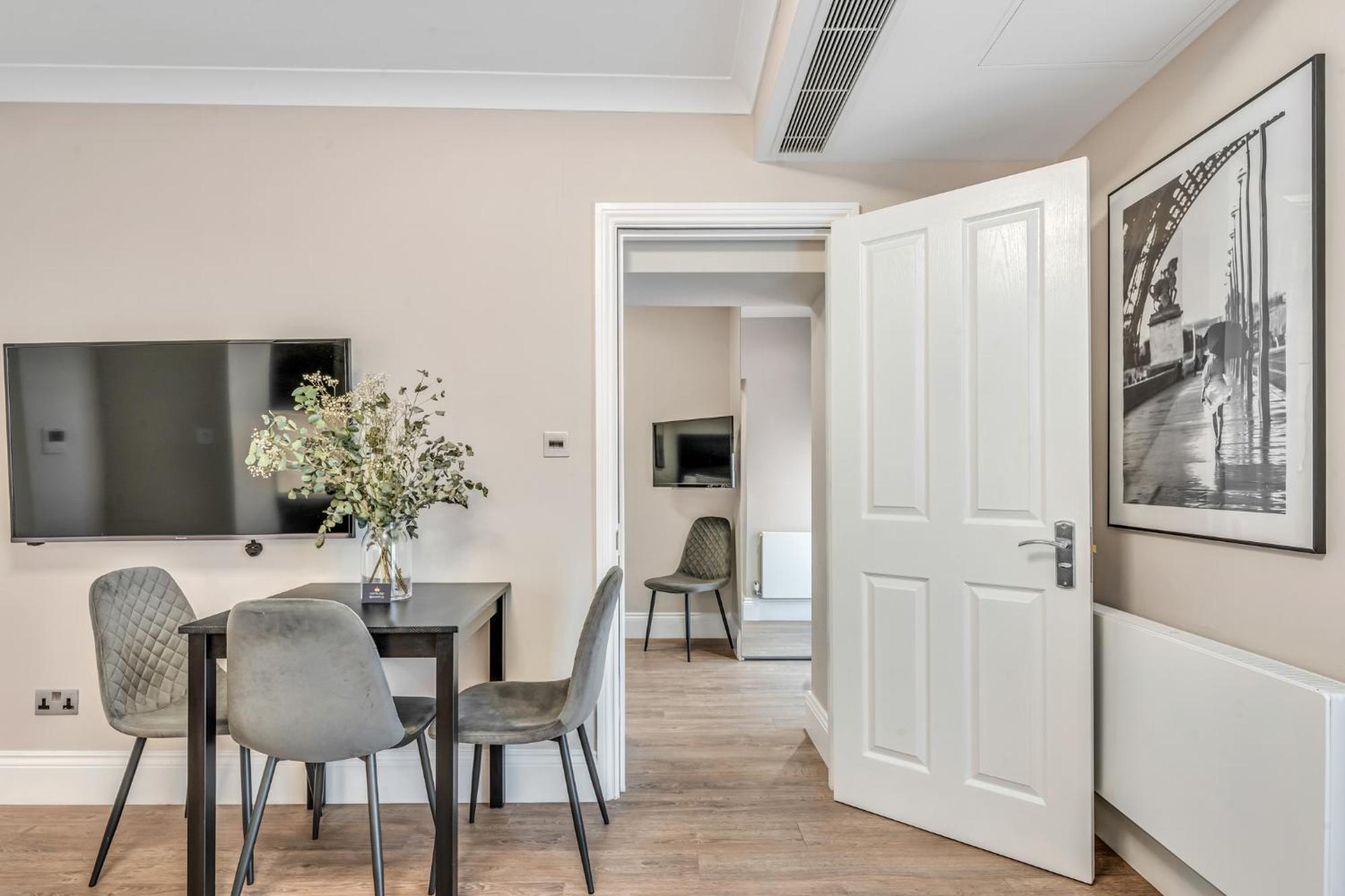 Cleveland Residences Paddington