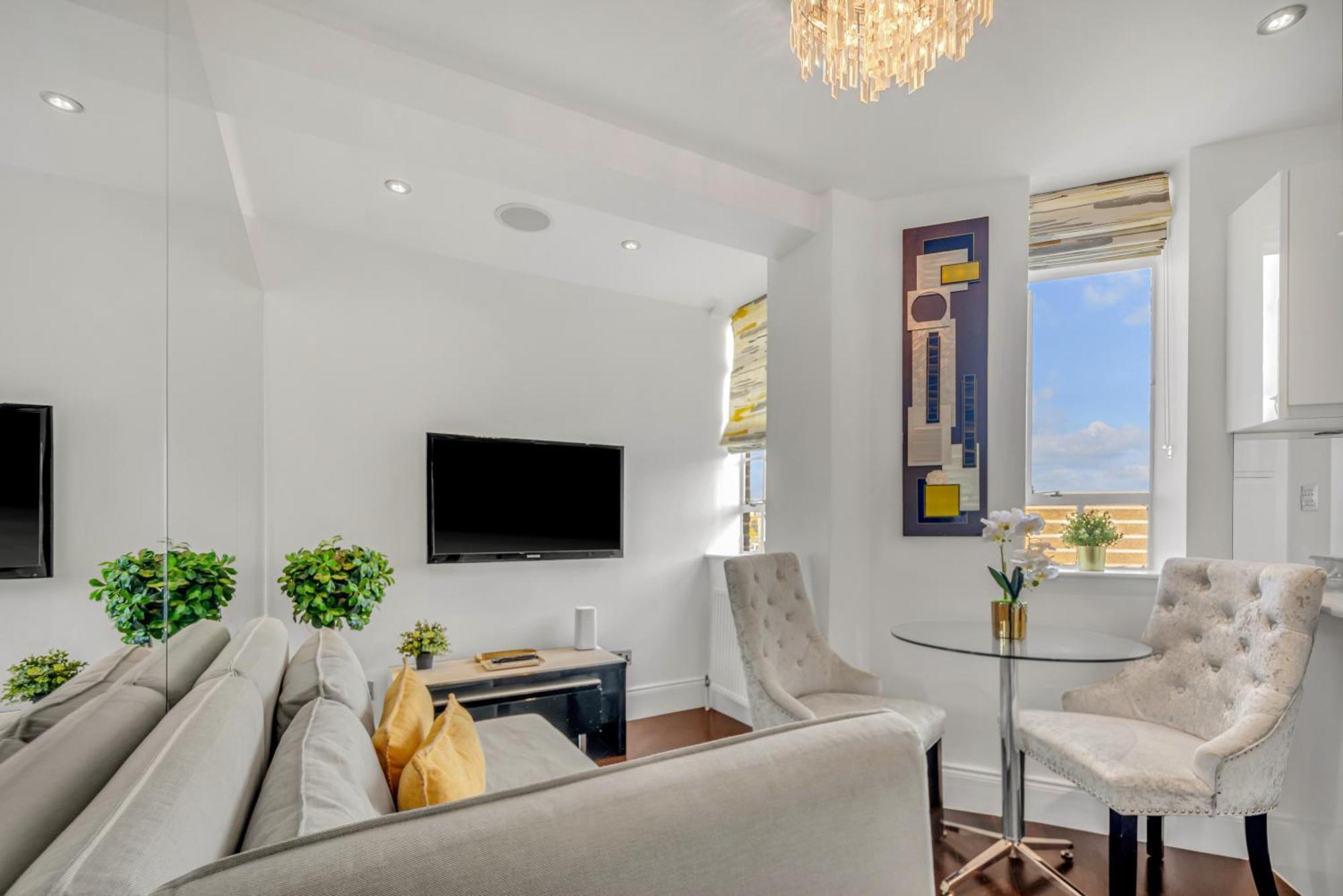 Mysquare Modern One Bed Serviced In Chelsea *