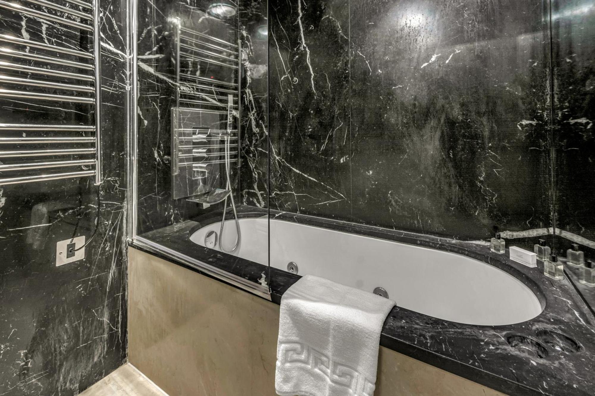 Apartment Mysquare Modern One Bed Serviced In Chelsea *