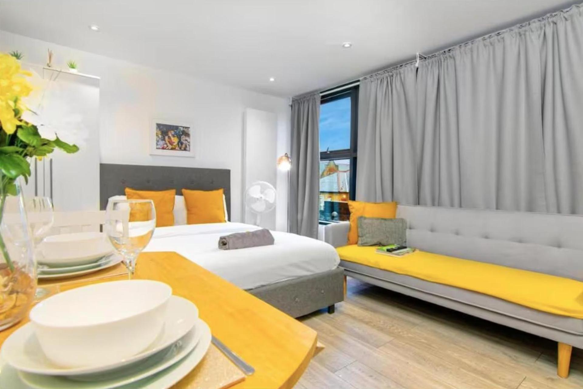 Brick Lane Gem - 3 Sleeps Apartment