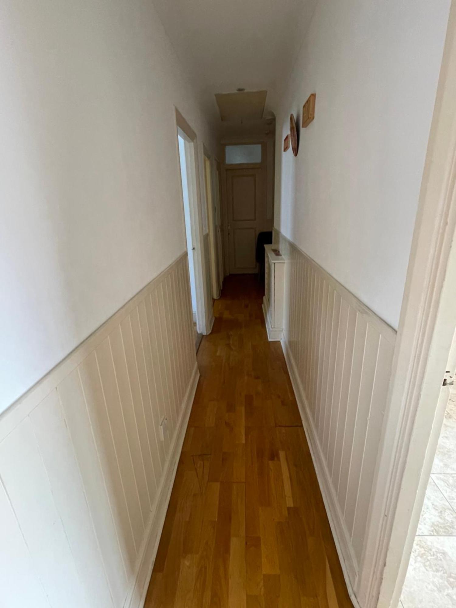 In Shared House In Kensington Londen