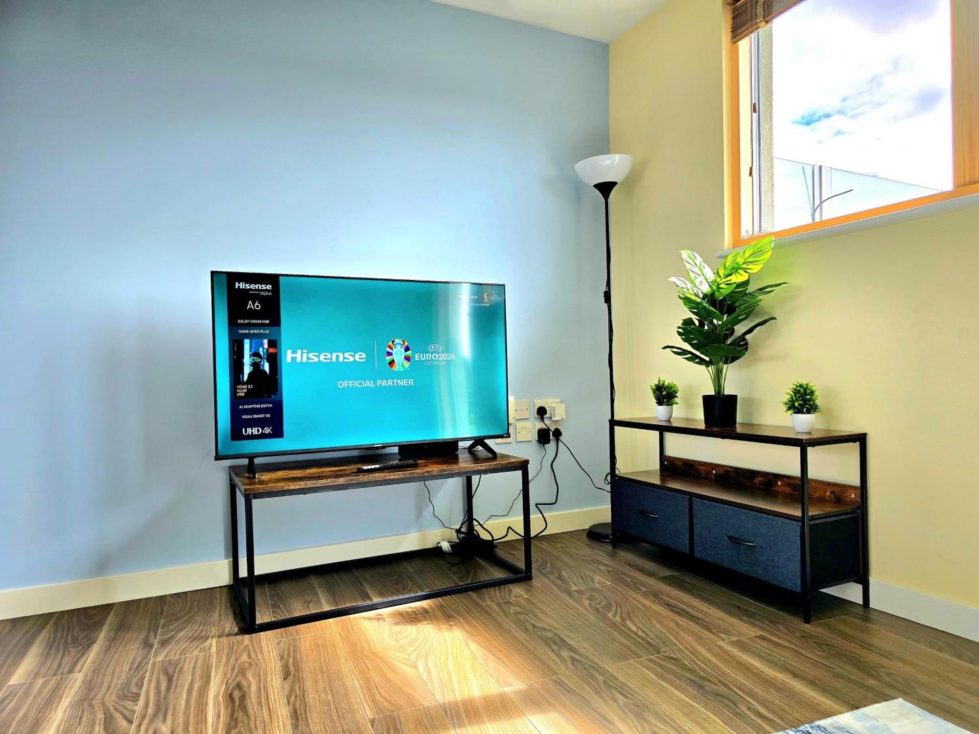 Spectacular 3br 2bath Rooftop Sky-views With Parking Leilighet