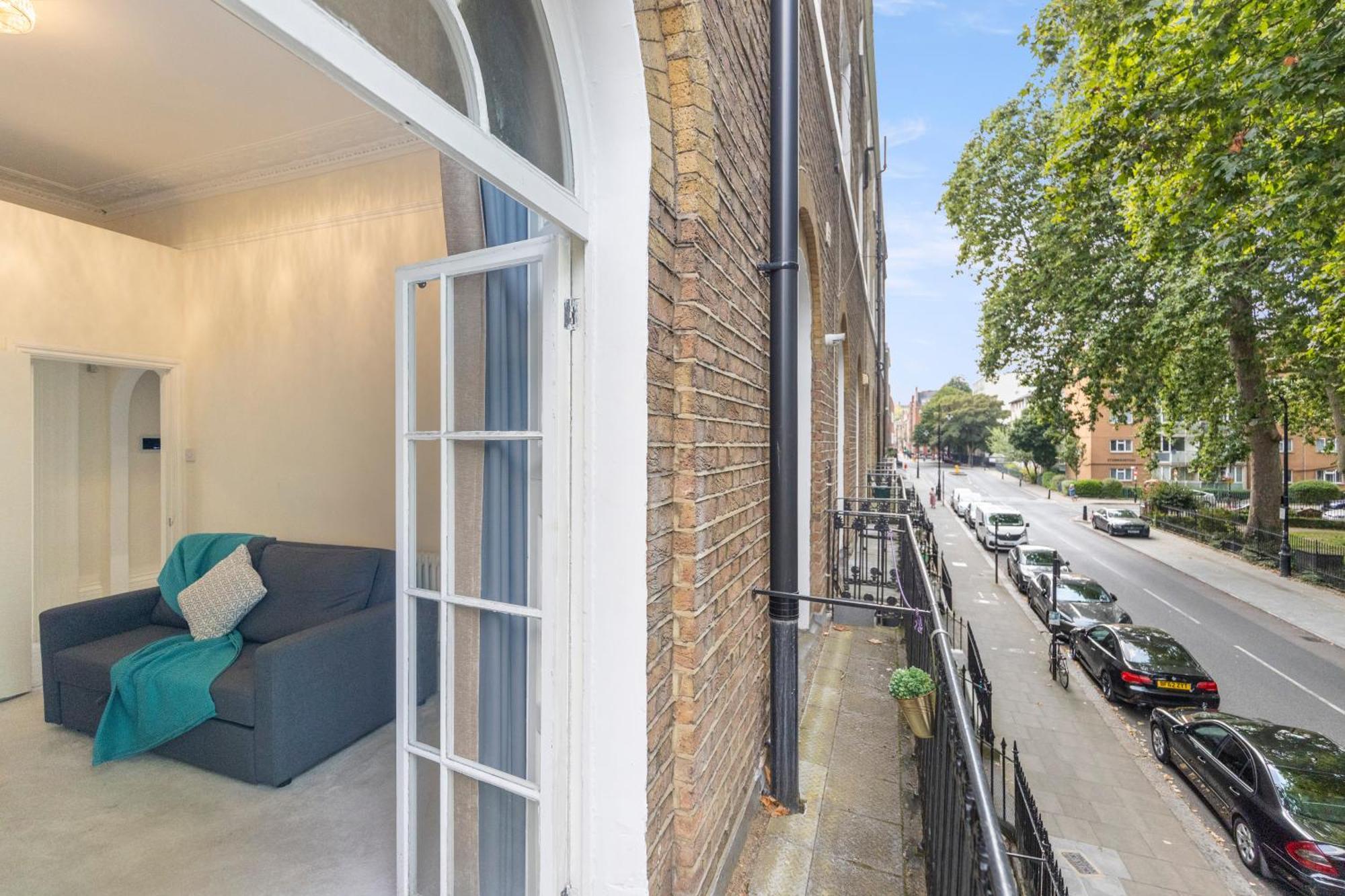 Appartement Regent's Square Charming Flat Londen