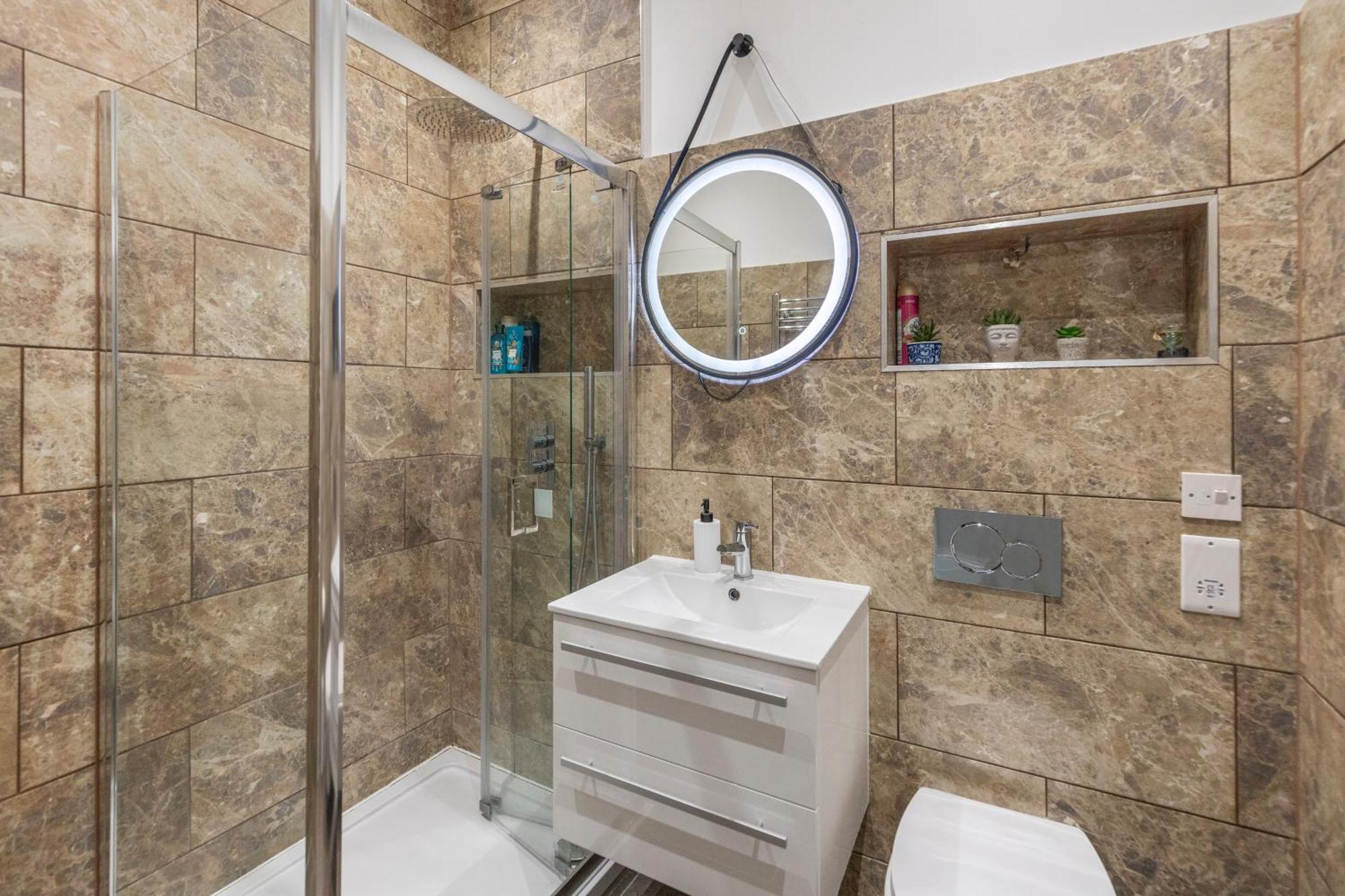 Regent's Square Charming Flat Londen