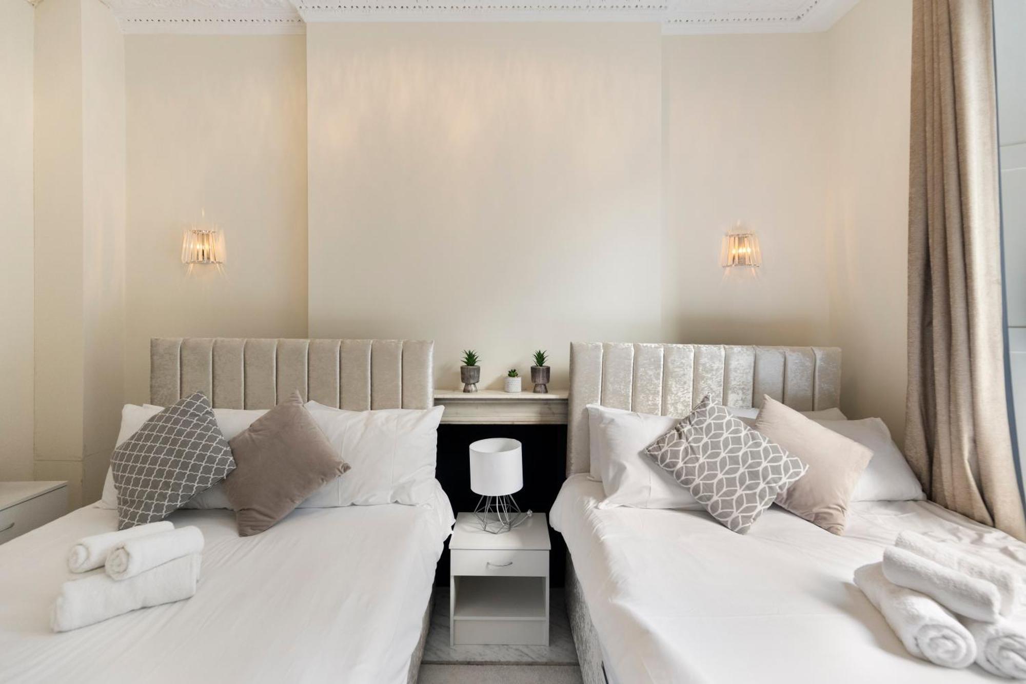 Regent's Square Charming Flat