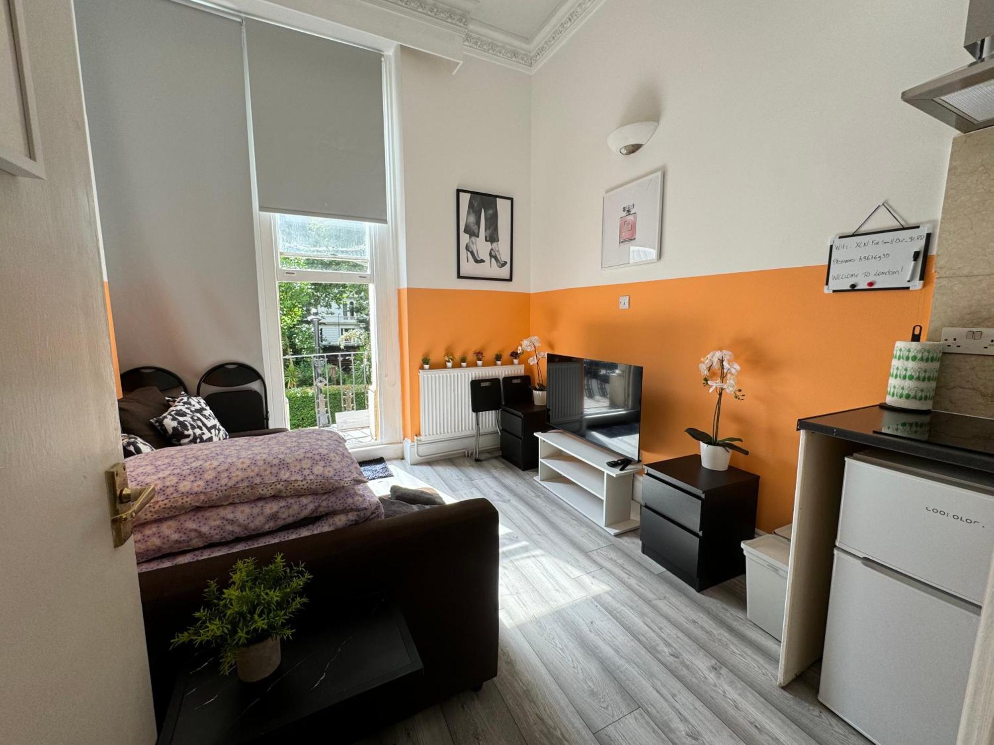 Apartment Central, Compact And Fashion Flat For 4 People With Breakfast In Kensington Zone 1 London