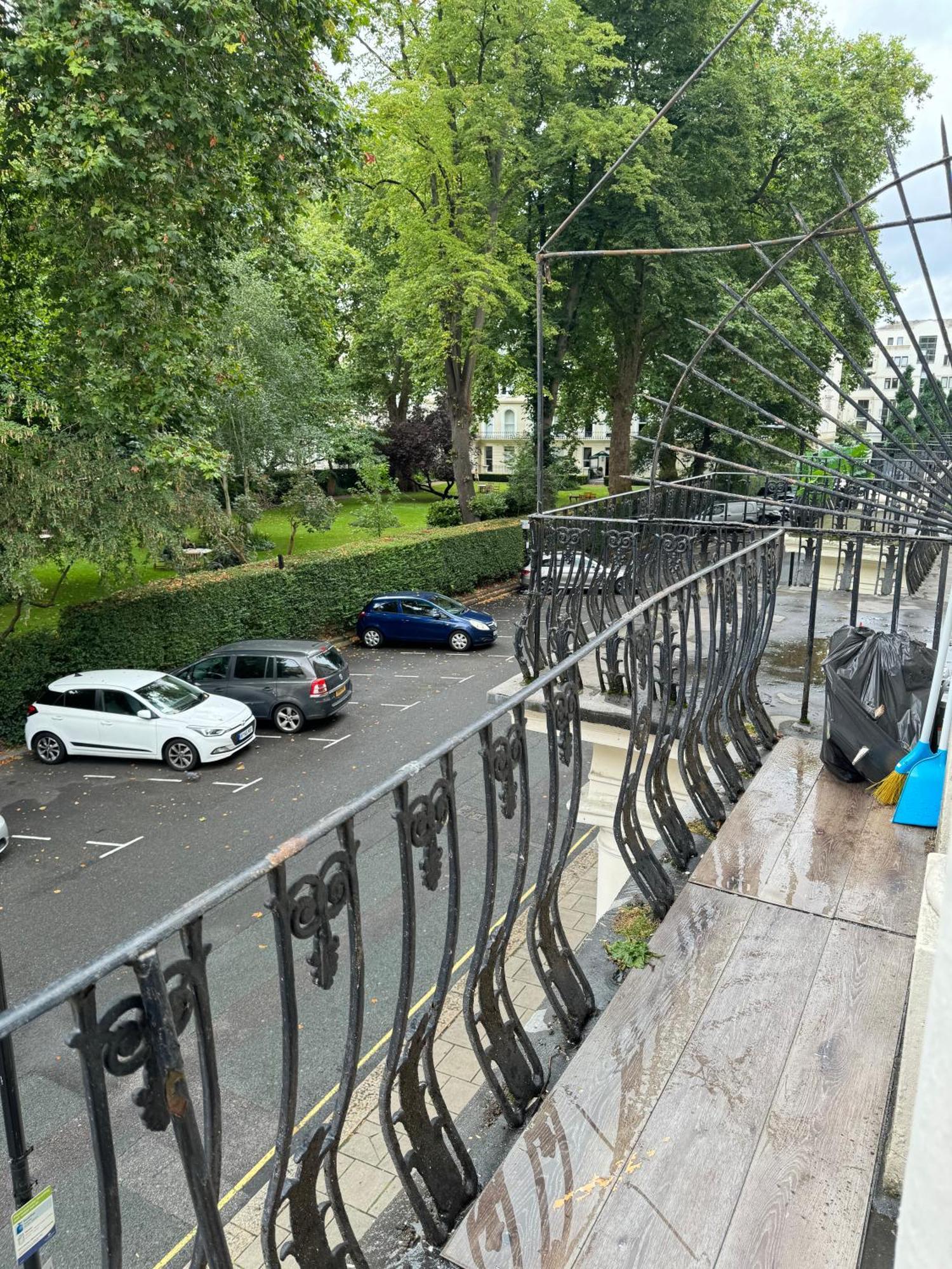 Central, Compact And Fashion Flat For 4 People With Breakfast In Kensington Zone 1 Apartment
