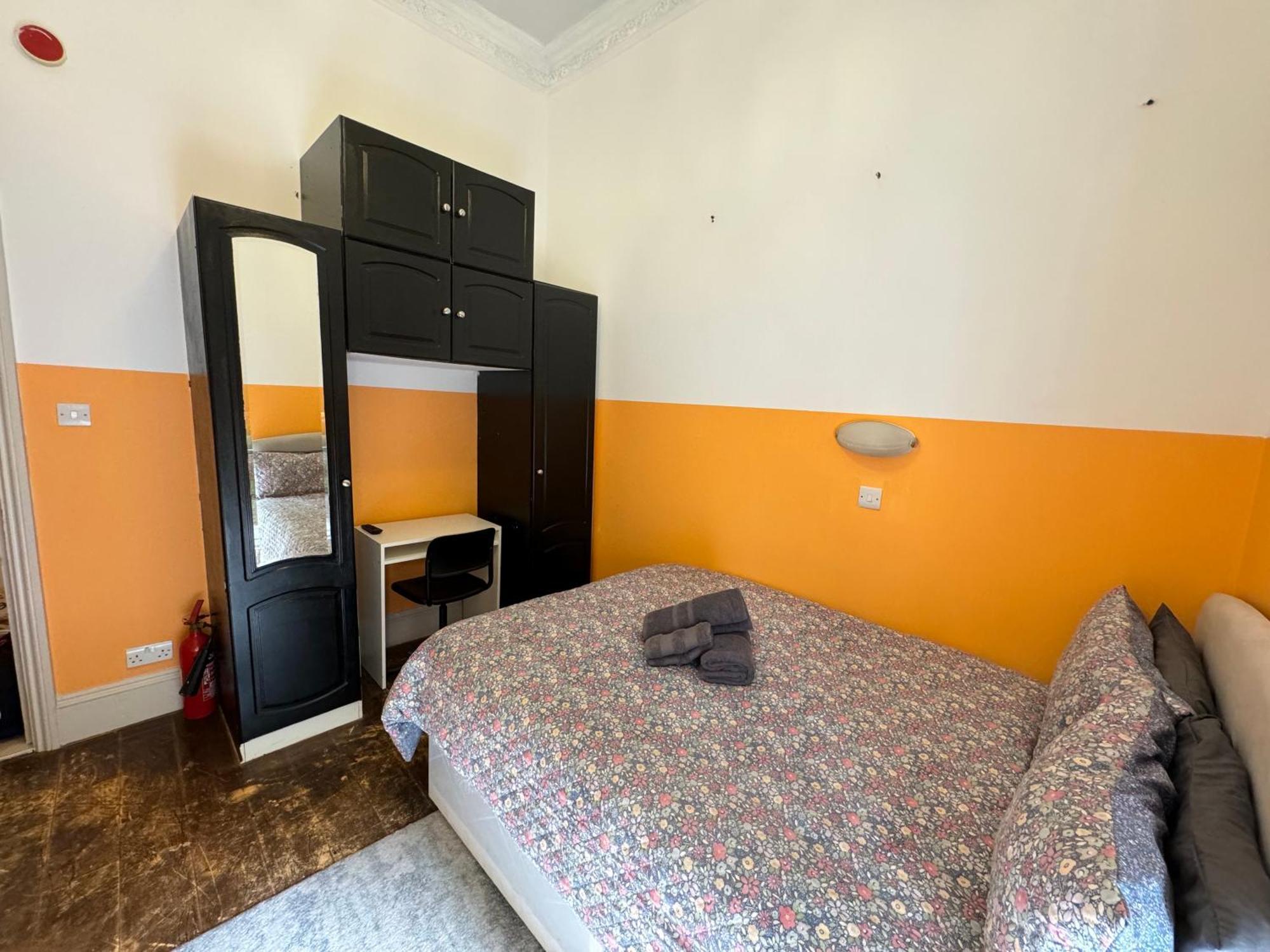 Central, Compact And Fashion Flat For 4 People With Breakfast In Kensington Zone 1 London