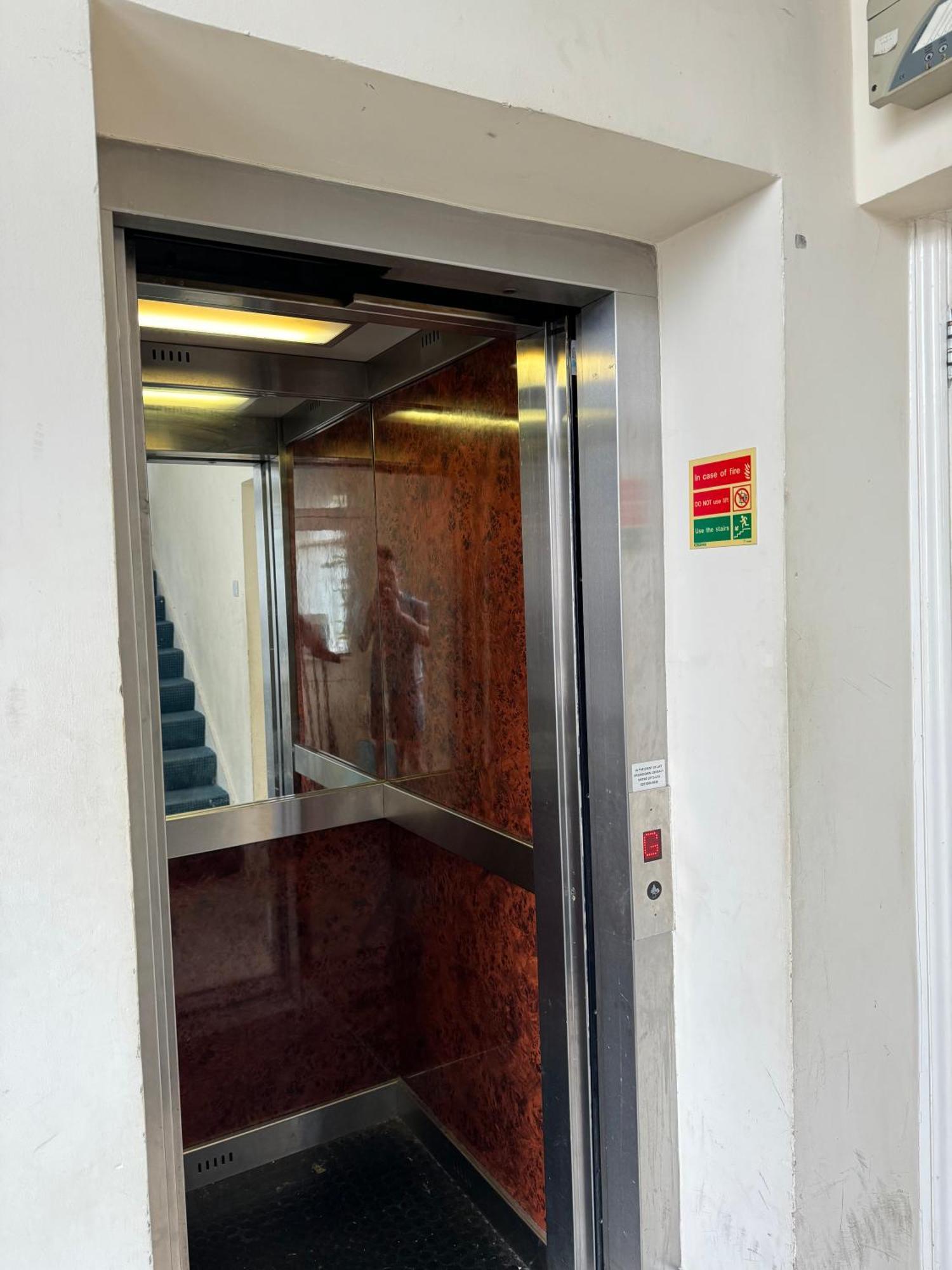 Appartement Central, Compact And Fashion Flat For 4 People With Breakfast In Kensington Zone 1 Londen