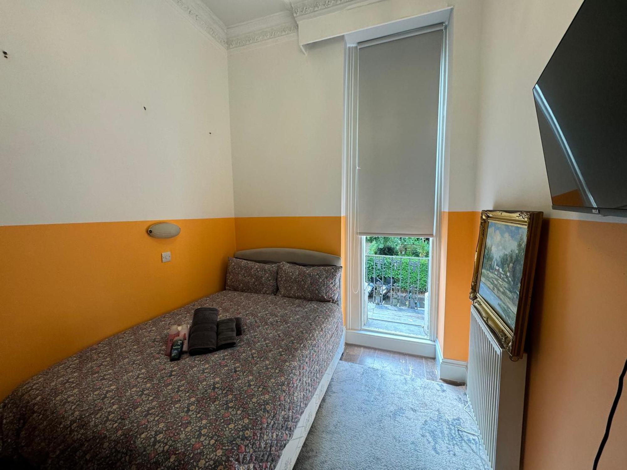 Central, Compact And Fashion Flat For 4 People With Breakfast In Kensington Zone 1 London