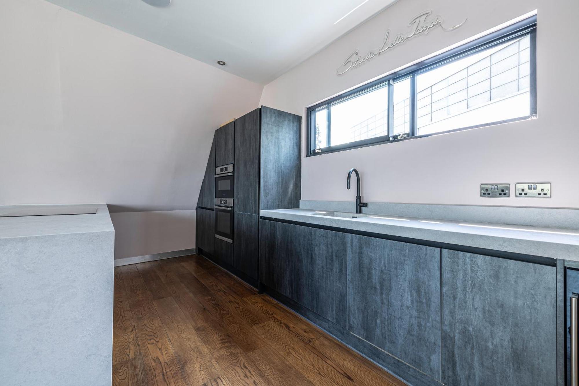 Habitación en casa particular Penthouse Of Old Piano Factory In Kentish Town -