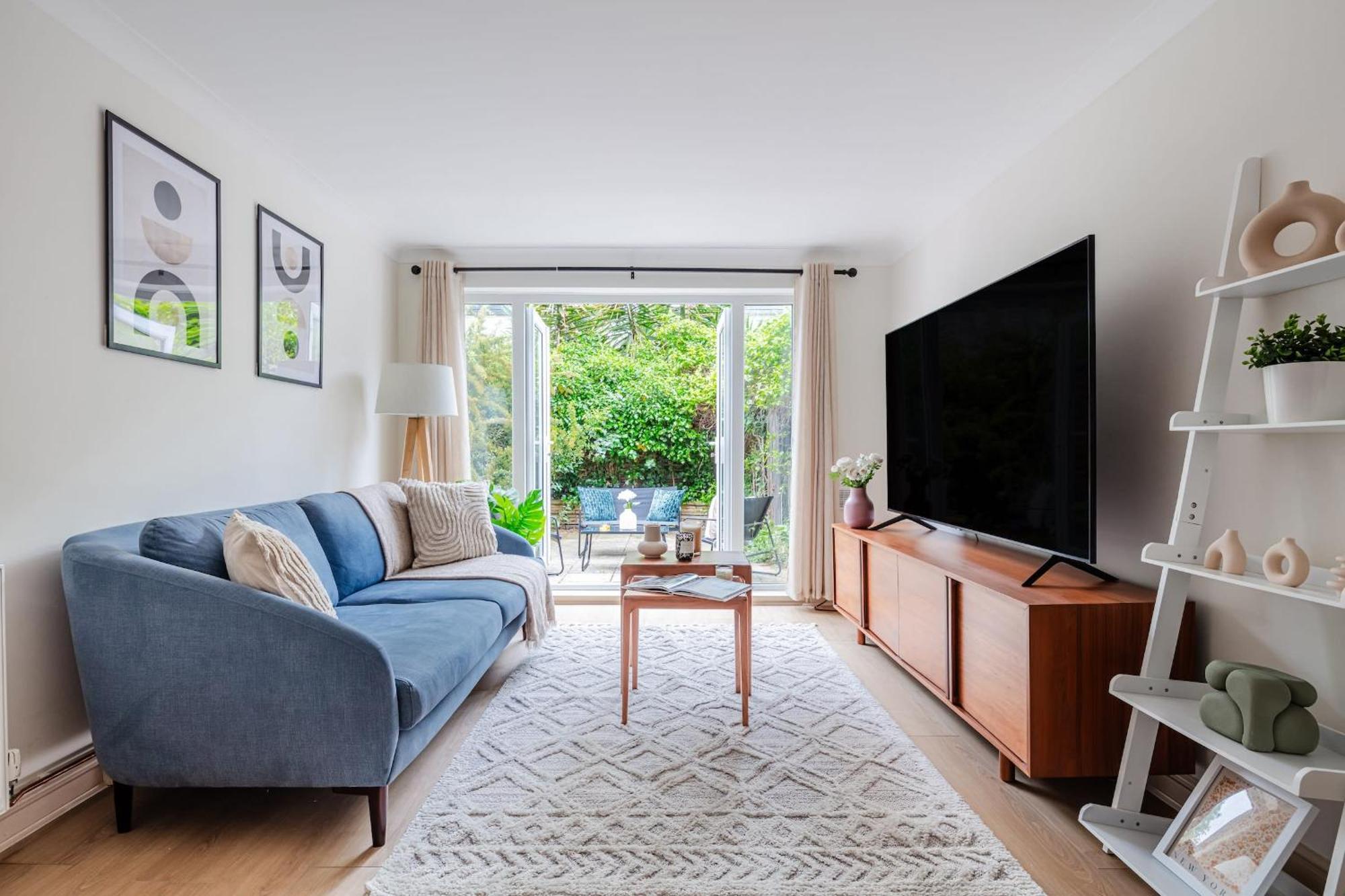 River Thames & Tate Britain - 4br With Patio - Cityapartmentstay Leilighet *