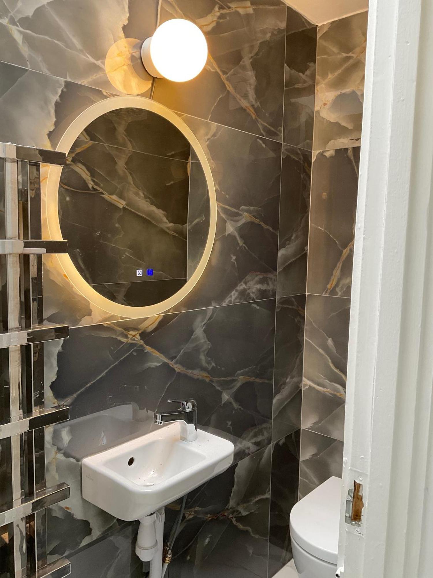 Studio6 Charming With Modern Amenities In London