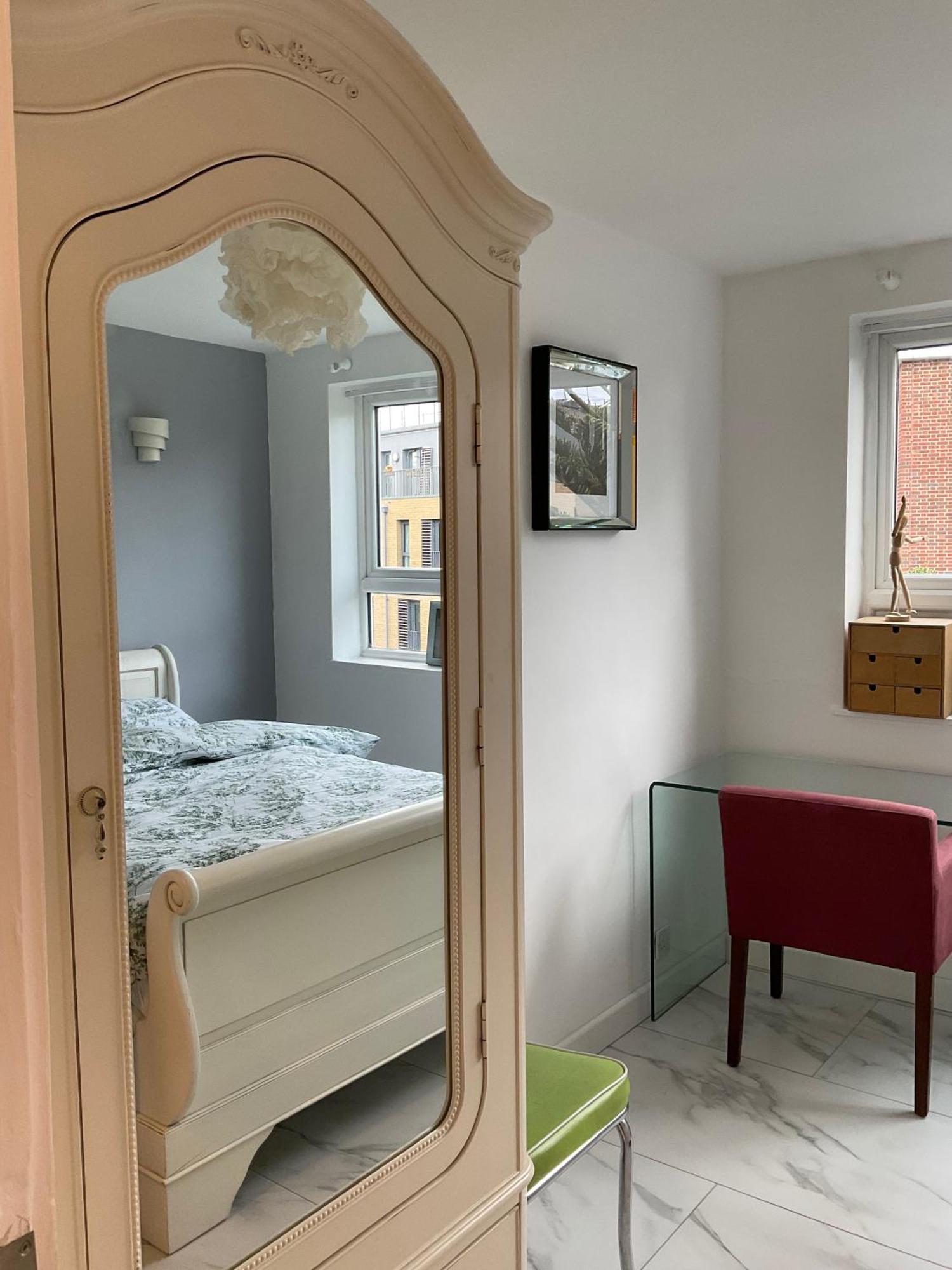 Leilighet Studio6 Charming With Modern Amenities In *