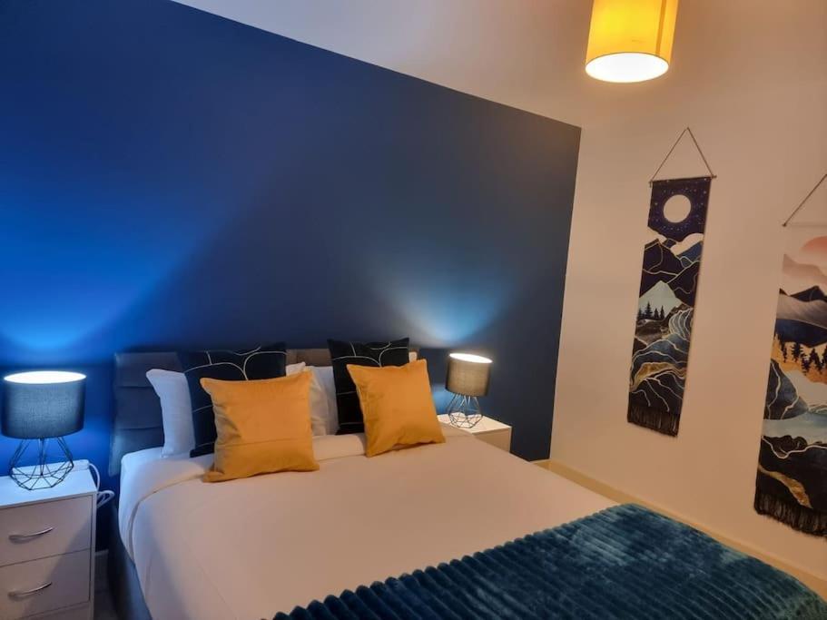 Apartamento Premium Offers L Last-minute L Remigro Short Lets L 1 Bed Flat L Royal Docks L Airport & Excel L 2 Bed St Albans L Family Friendly L Near Bus Stop L Centre L Book Today With Remigro *
