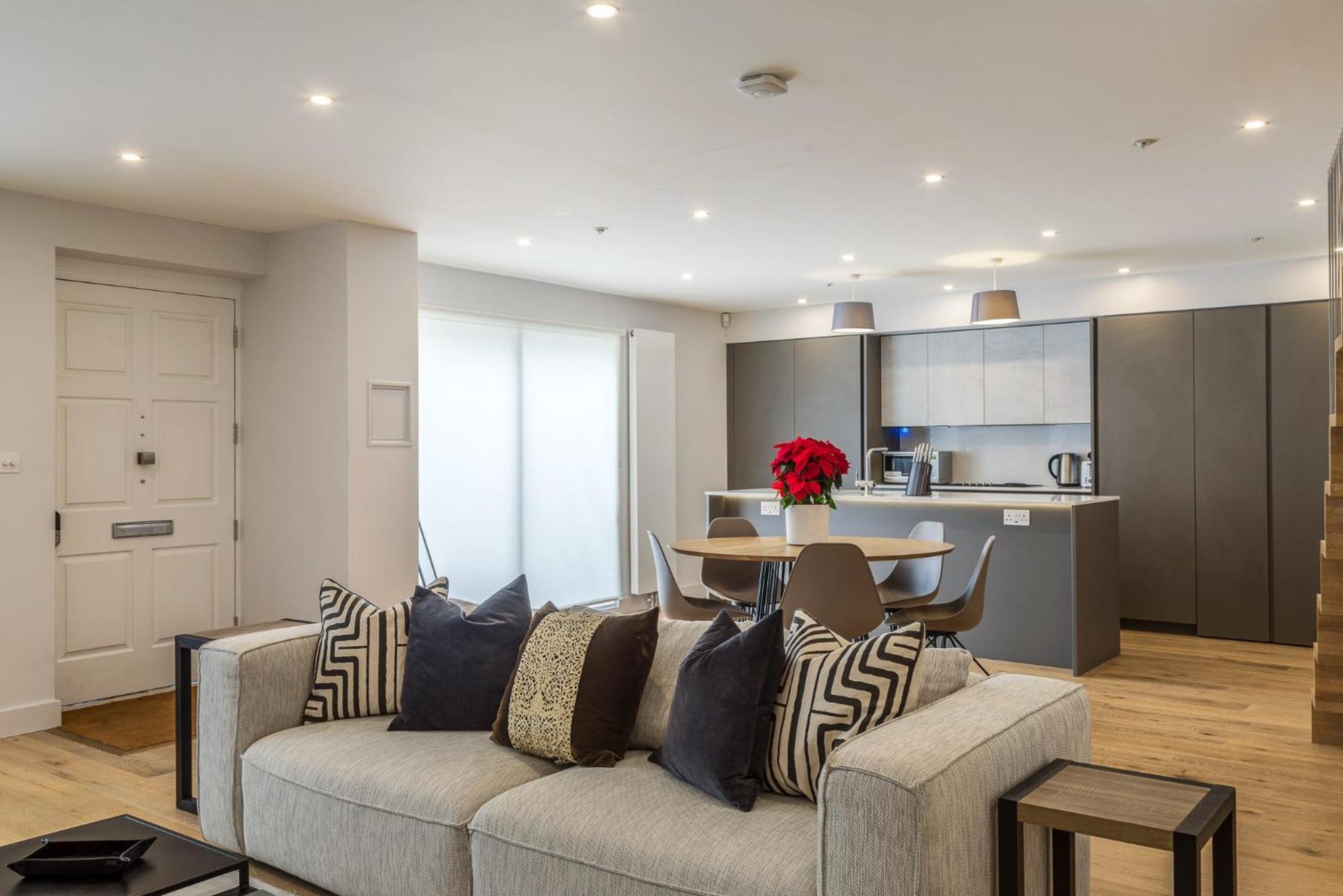 Picktheplace Family House In West Kensington *