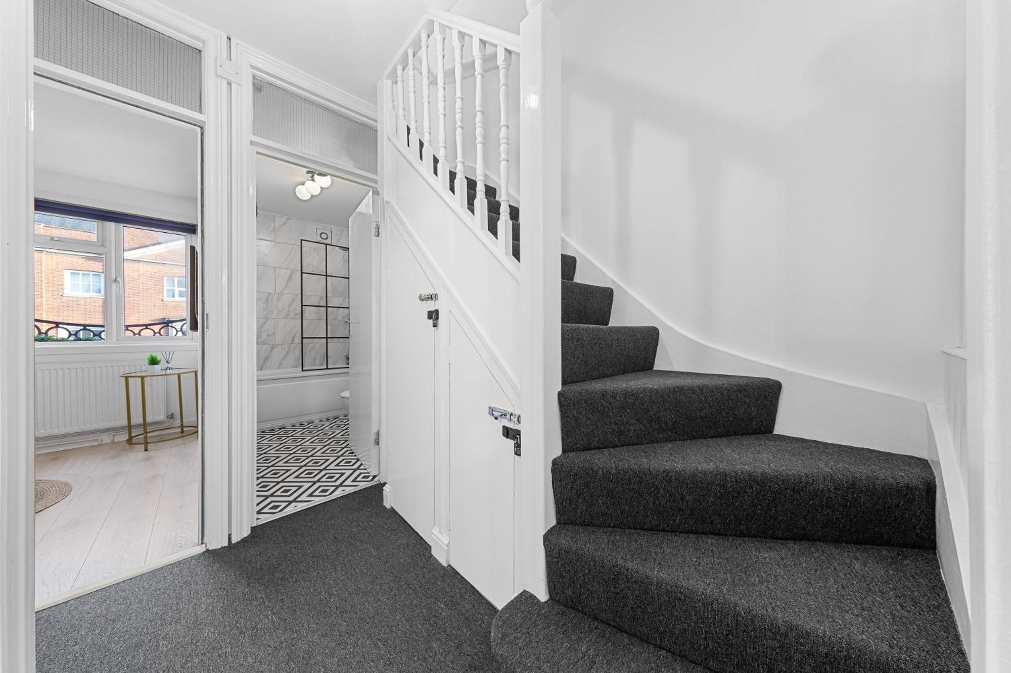 The Holloway - 1br Modern London