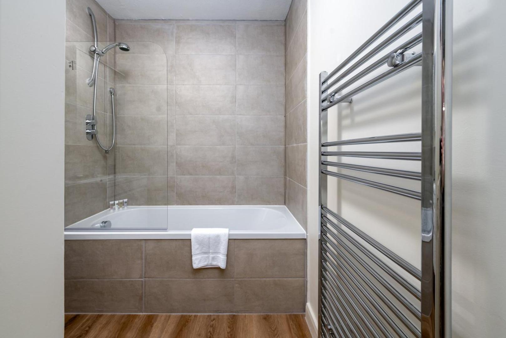Guestready - Spacious Retreat At Grange Park Appartement