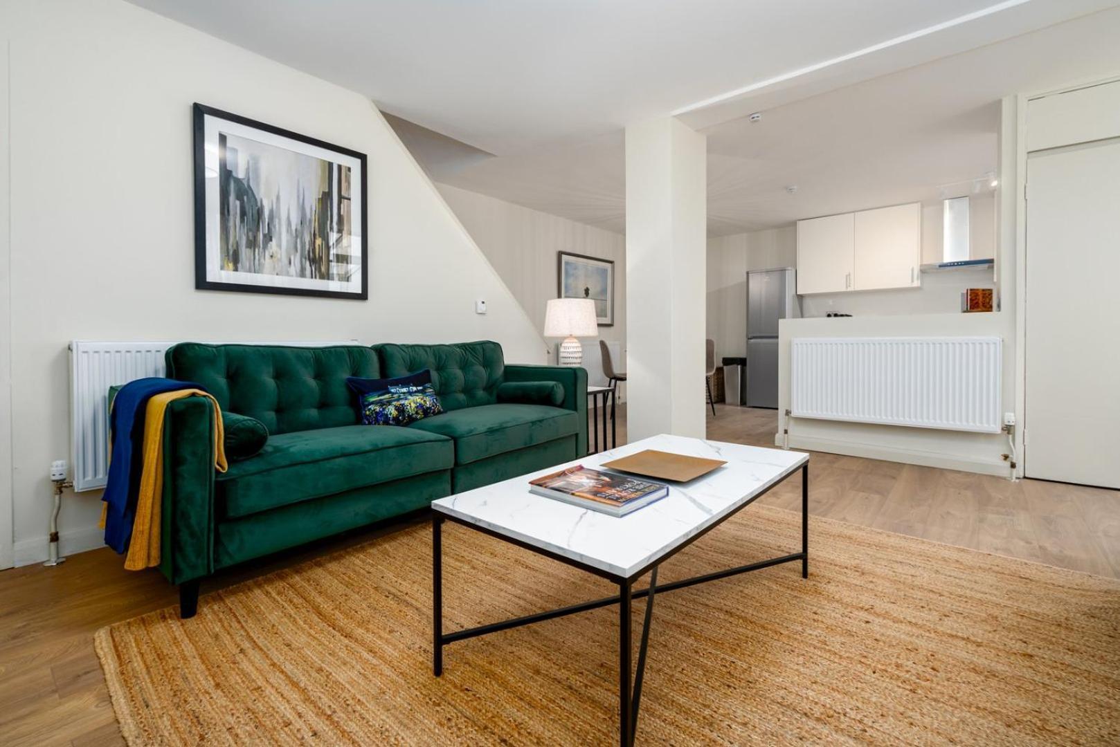 Guestready - Spacious Retreat At Grange Park Londen