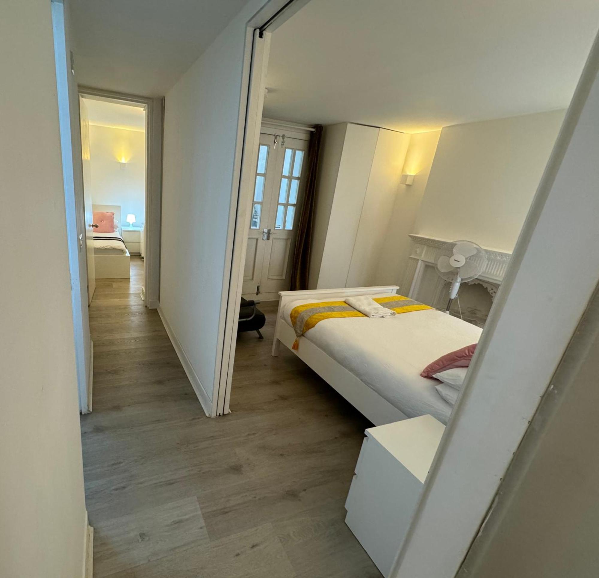 Leilighet Hyde Park Two Bedroom