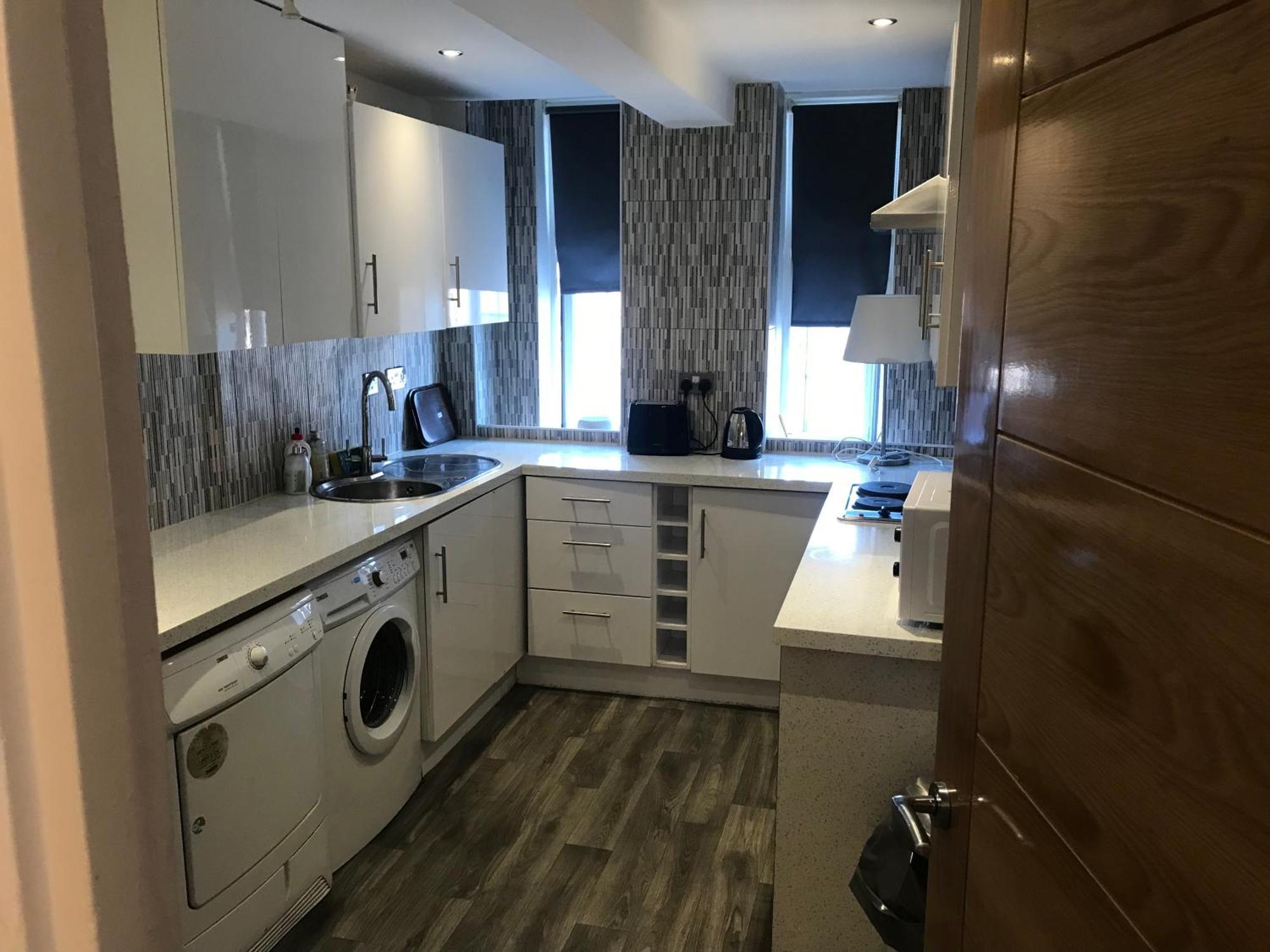 Knightsbridge Stylish Residence * London