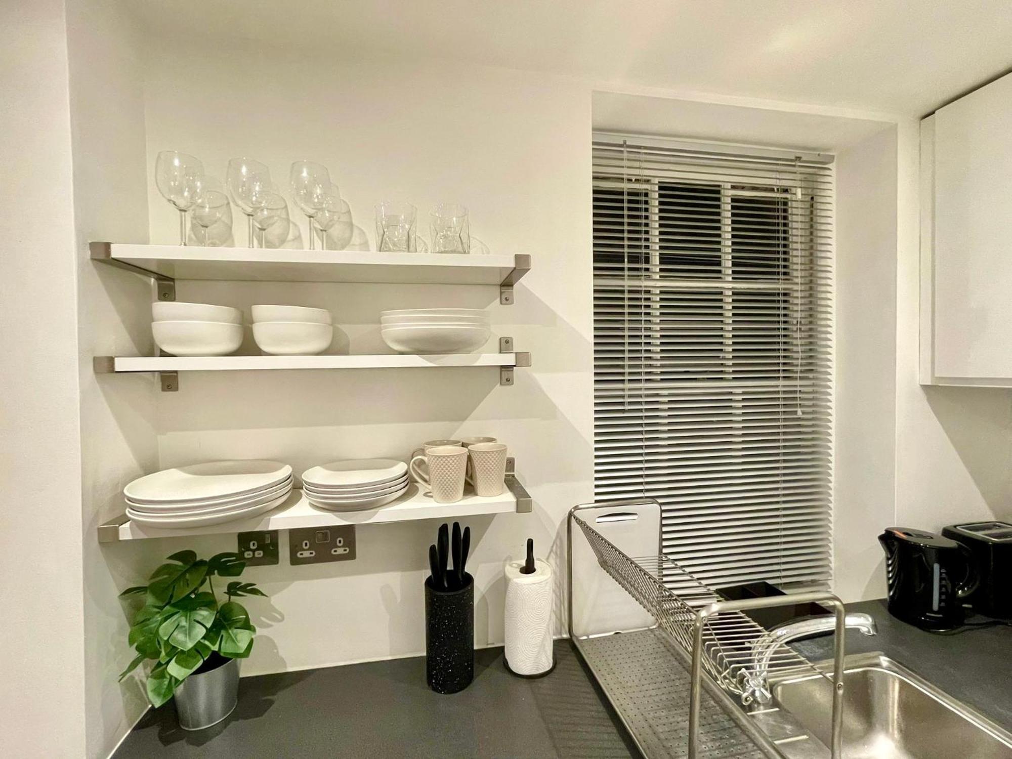 Stylish 1br, 15 Mins To Buckingham Palace, Apartment London