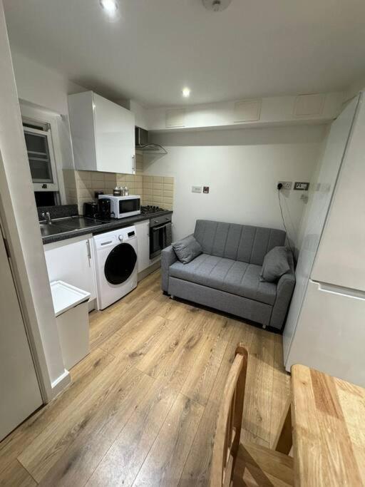 Cozy - 5 Min From Camden Market Hw7 London