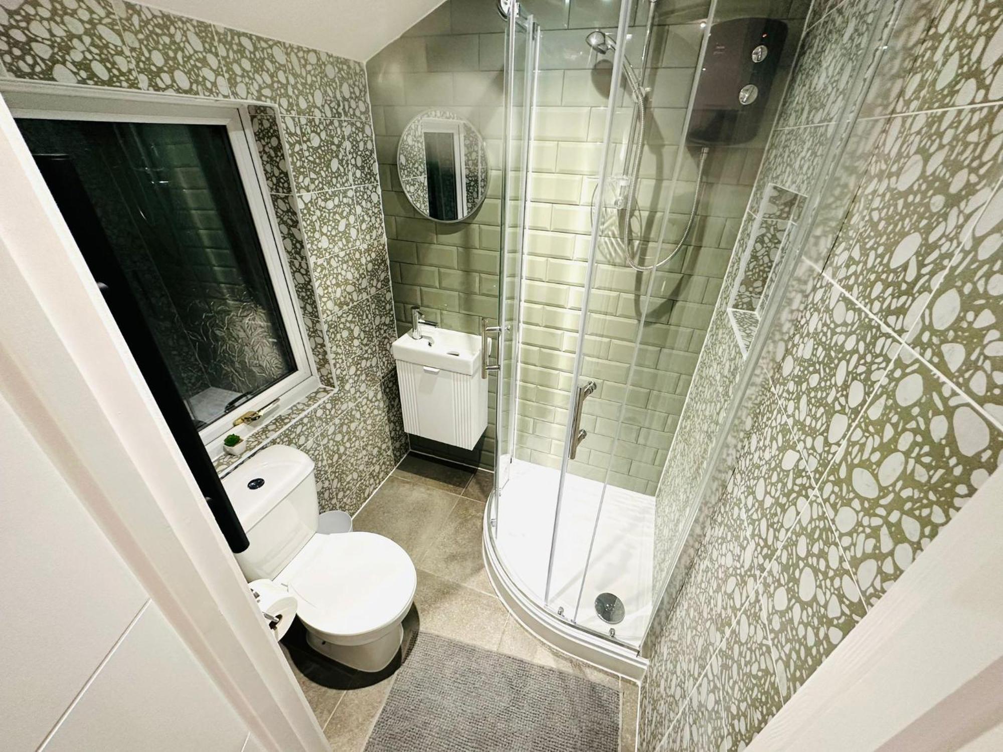 Luxury Flats, Perfect And Ideal For Tourists
