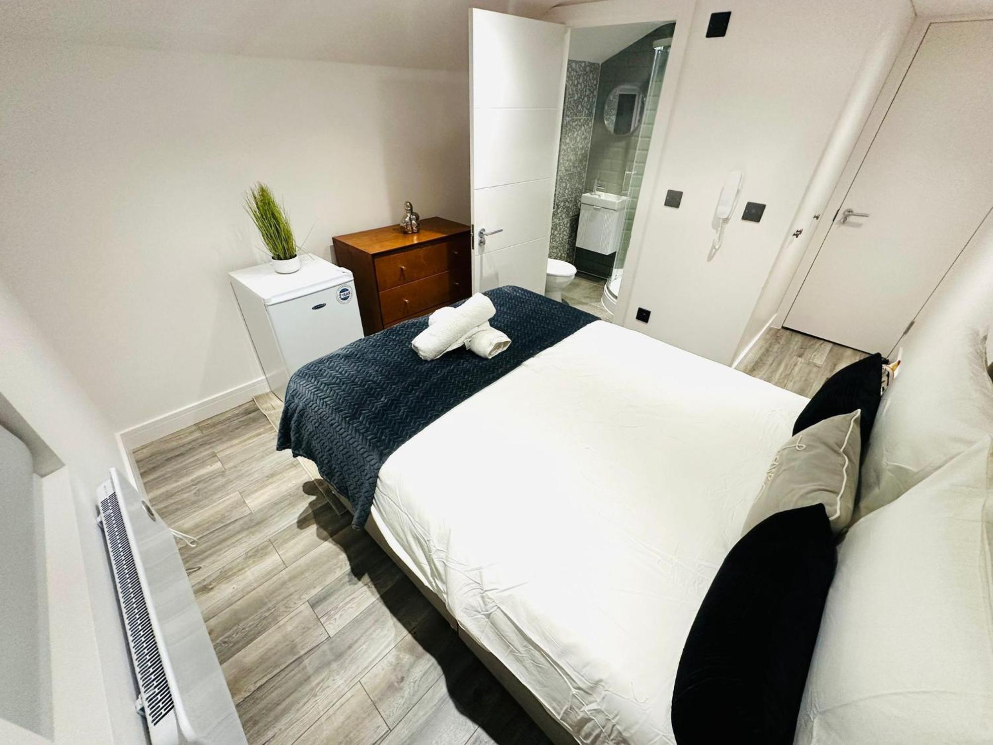 Luxury Flats, Perfect And Ideal For Tourists