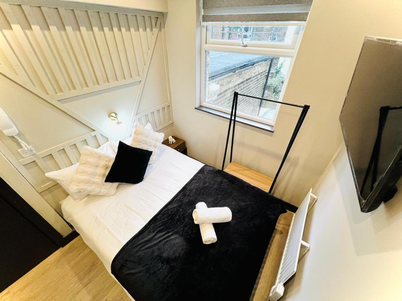 Luxury Flats, Location For Tourists *
