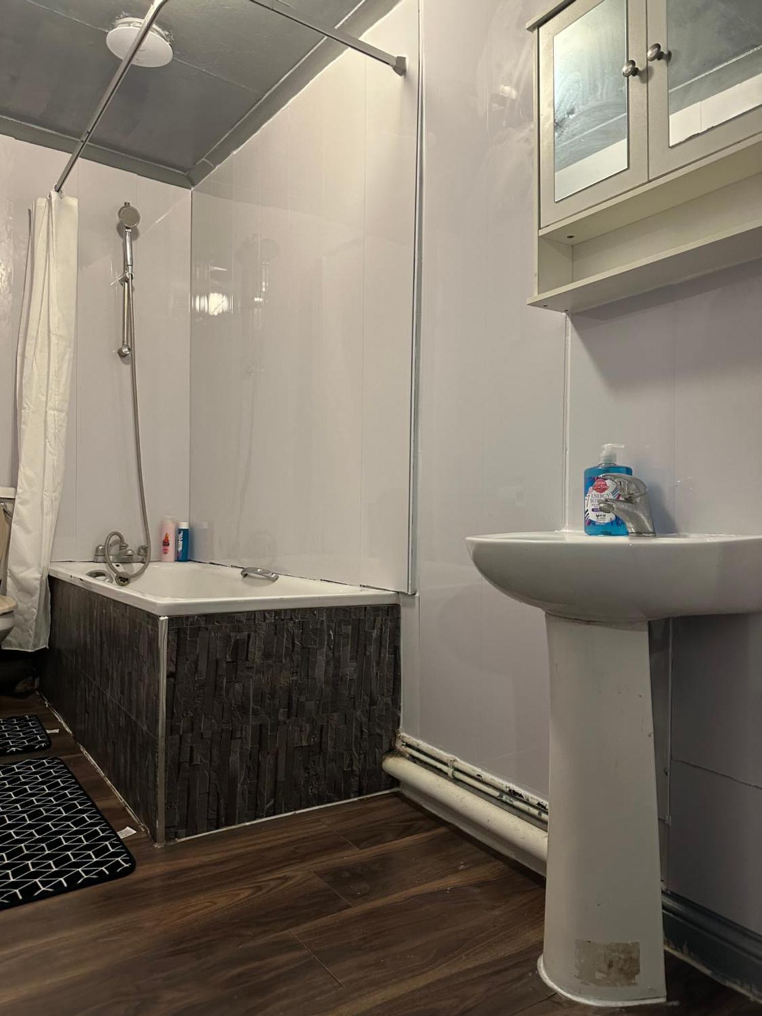Privatunterkunft Luxury In A 4 Bedroom Flat! 4 Minutes Walk To Kingscross, St Pancras London