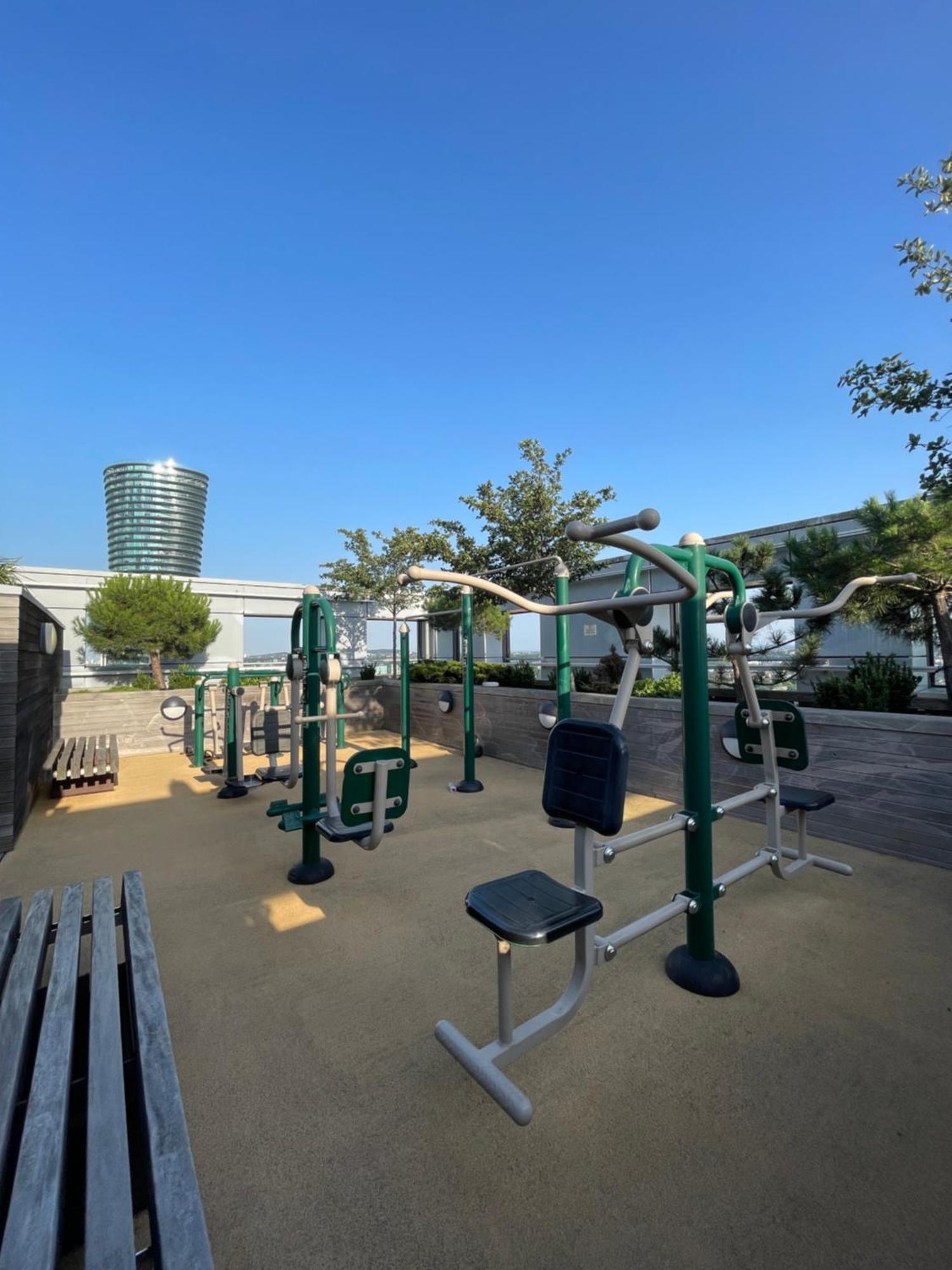 Leilighet In Canary Wharf London