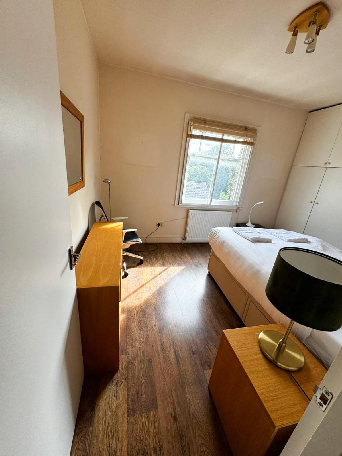 Flat D Stockwell * London