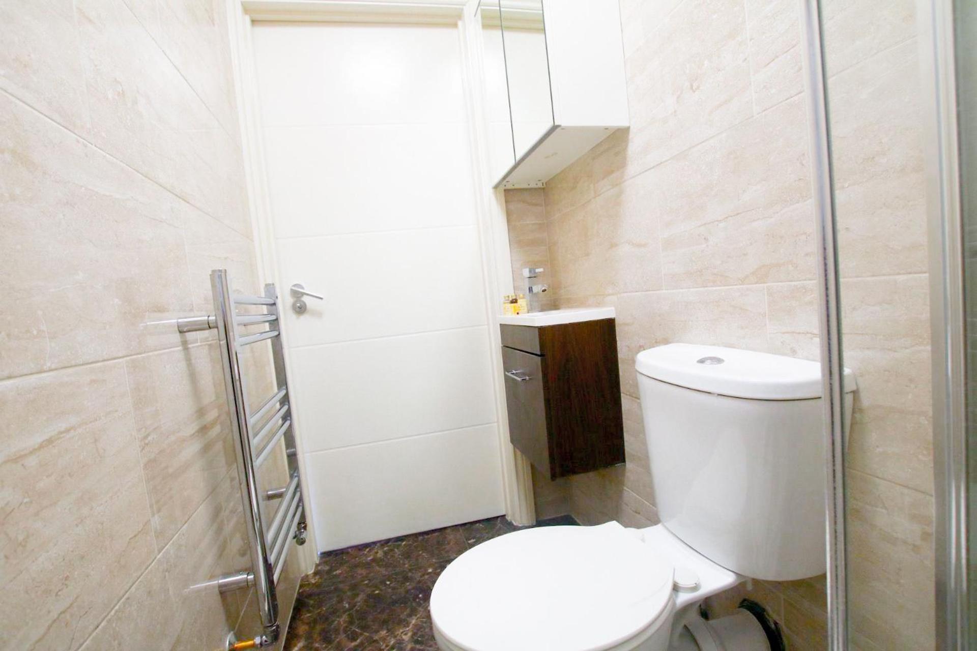 The Hammersmith Apartment