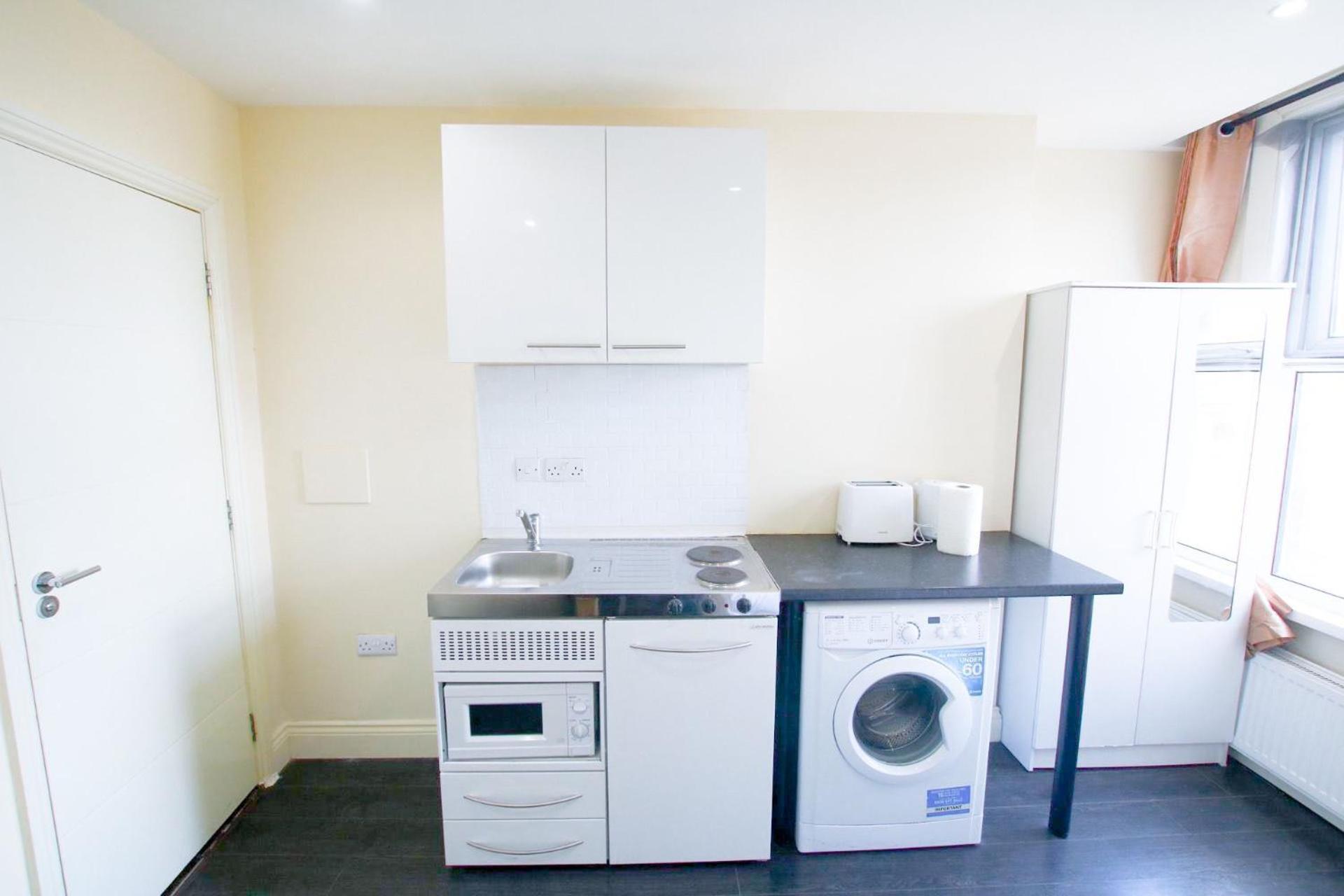 The Hammersmith Apartment