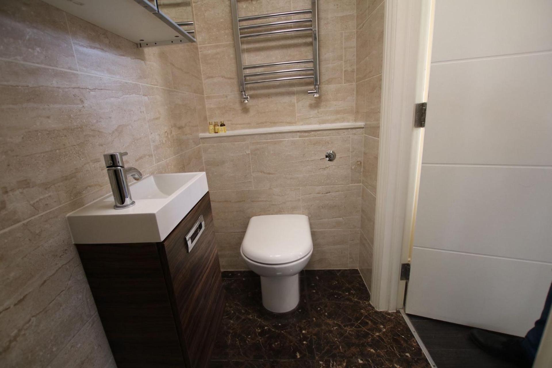 The Hammersmith Apartment *