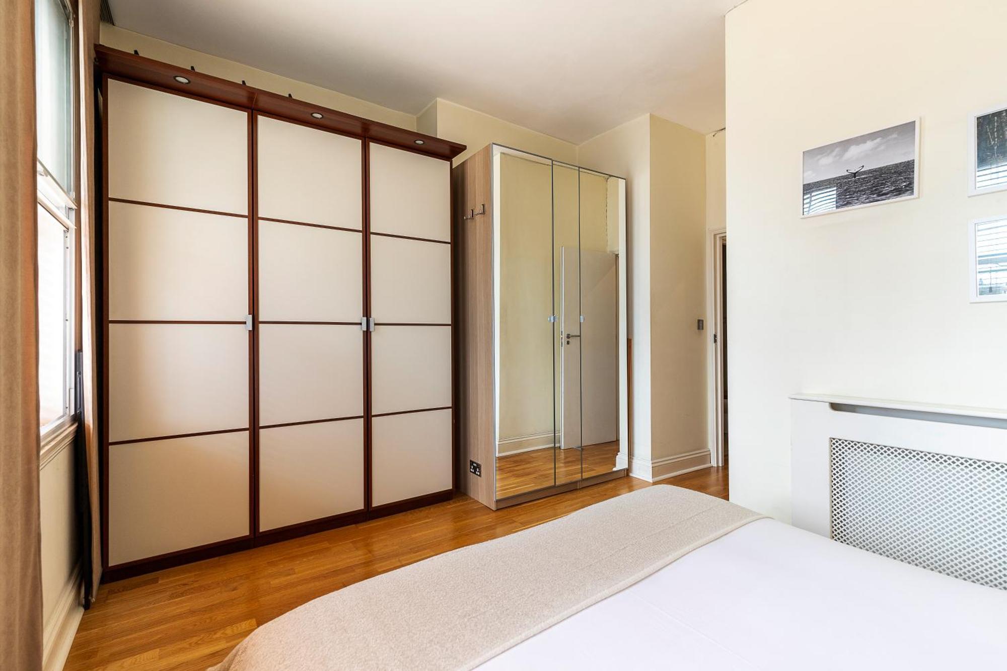 Charming One-bedroom Gem In Earls Court London