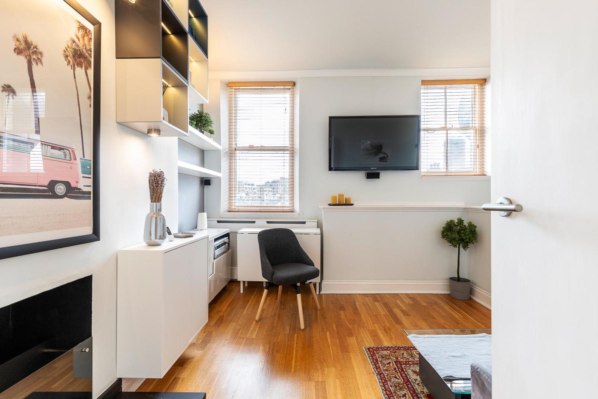 Charming One-bedroom Gem In Earls Court Apartment *