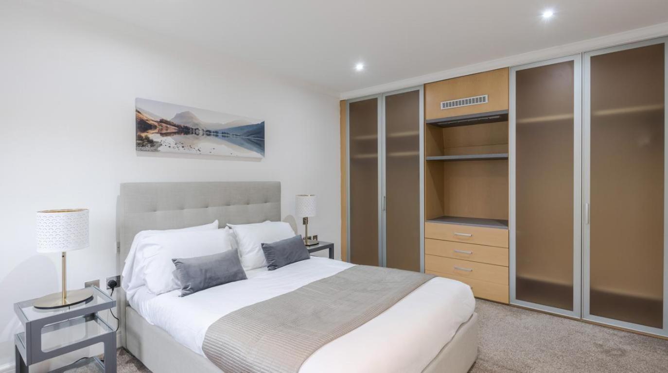 Feriehus Lovely 2-bed House In Knightsbridge London