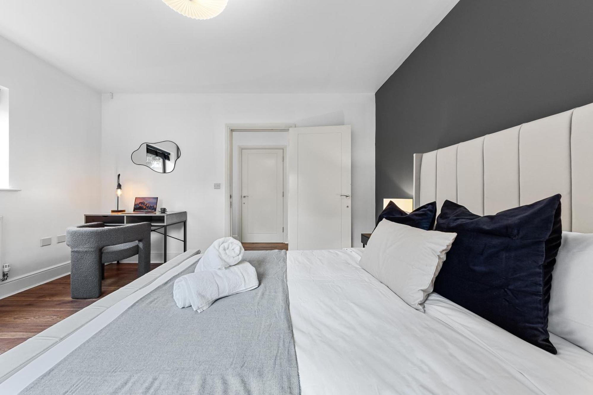 Modern 2 Bedroom In Uxbridge Free Parking London