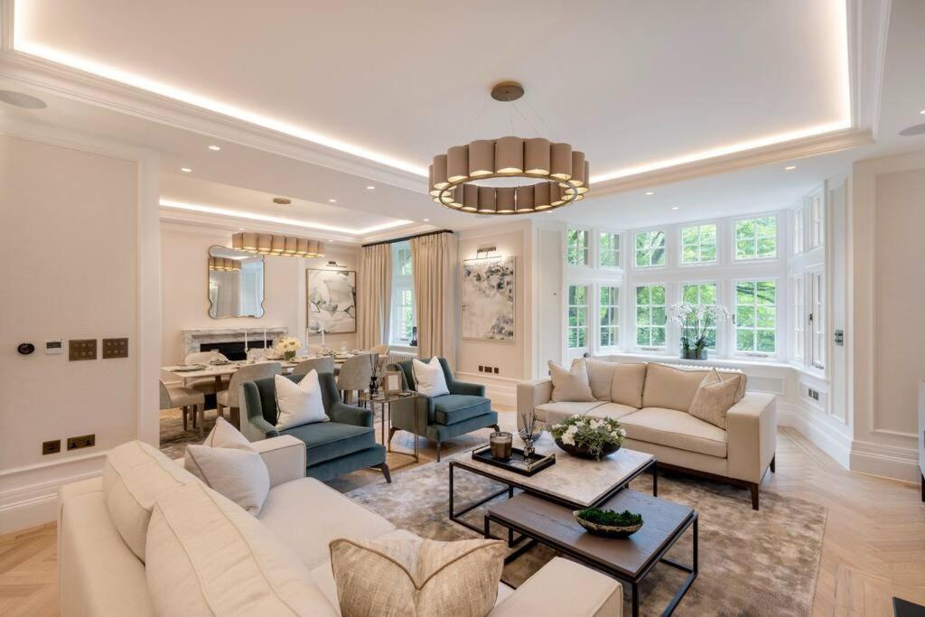 Knightsbridge, Hyde Park- Sw1