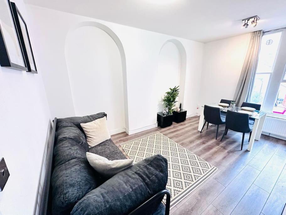 Luxury Flat Hyde Park Super Location For Tourists Apartment London