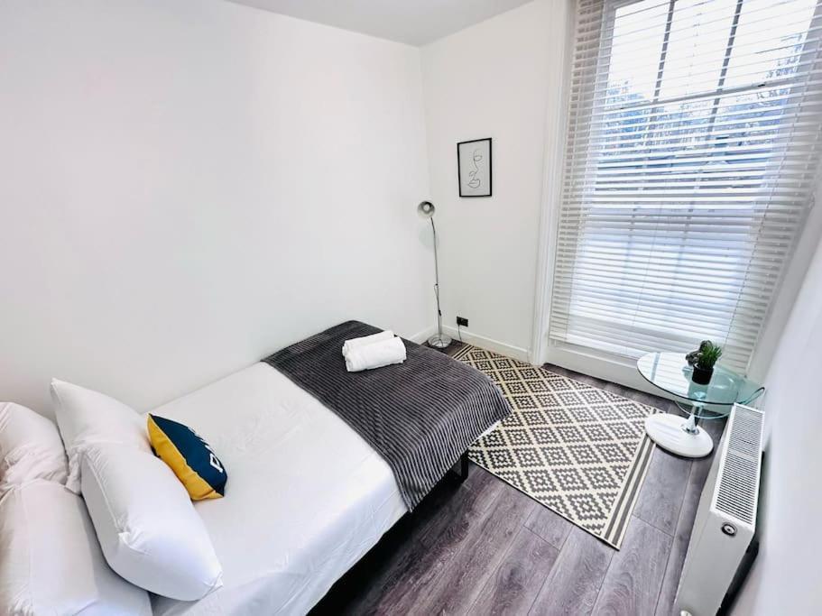 Luxury Flat Hyde Park Super Location For Tourists Apartment *