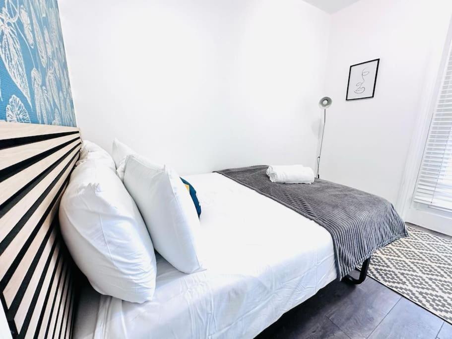 Luxury Flat Hyde Park Super Location For Tourists Apartment