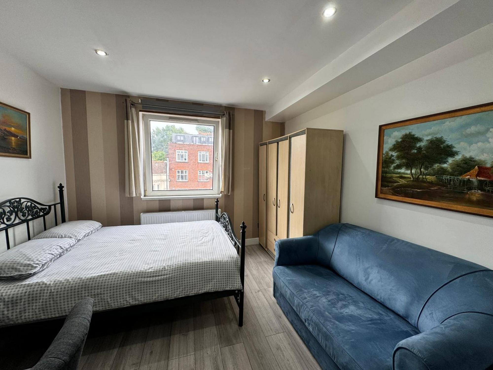 Cosy - Finchley Road Apartment *
