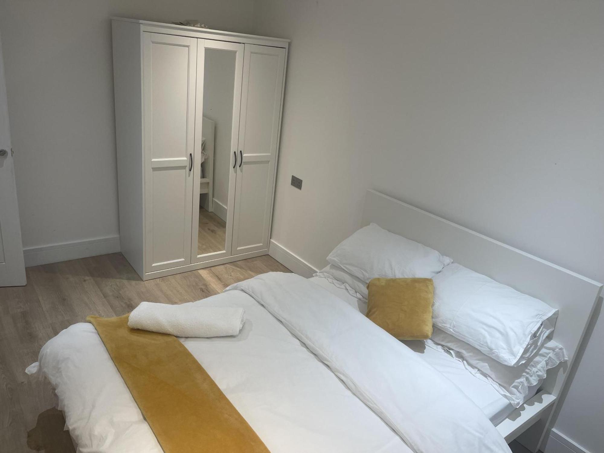 Cozy House With 3 Bedrooms * Londen