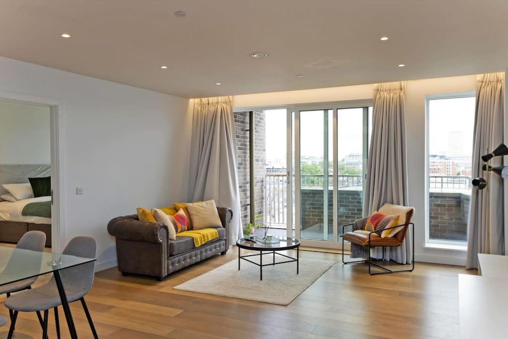 Leilighet Kings Cross 2 Bed With Views, Ac, Balcony