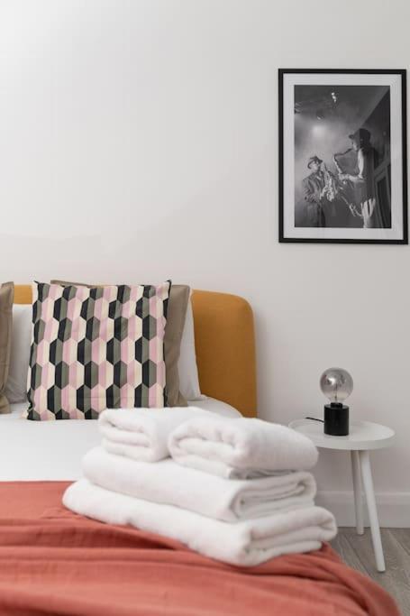 Apartamento Two Bedroom By Buonomo Short Lets & Serviced In Balham With Balcony *