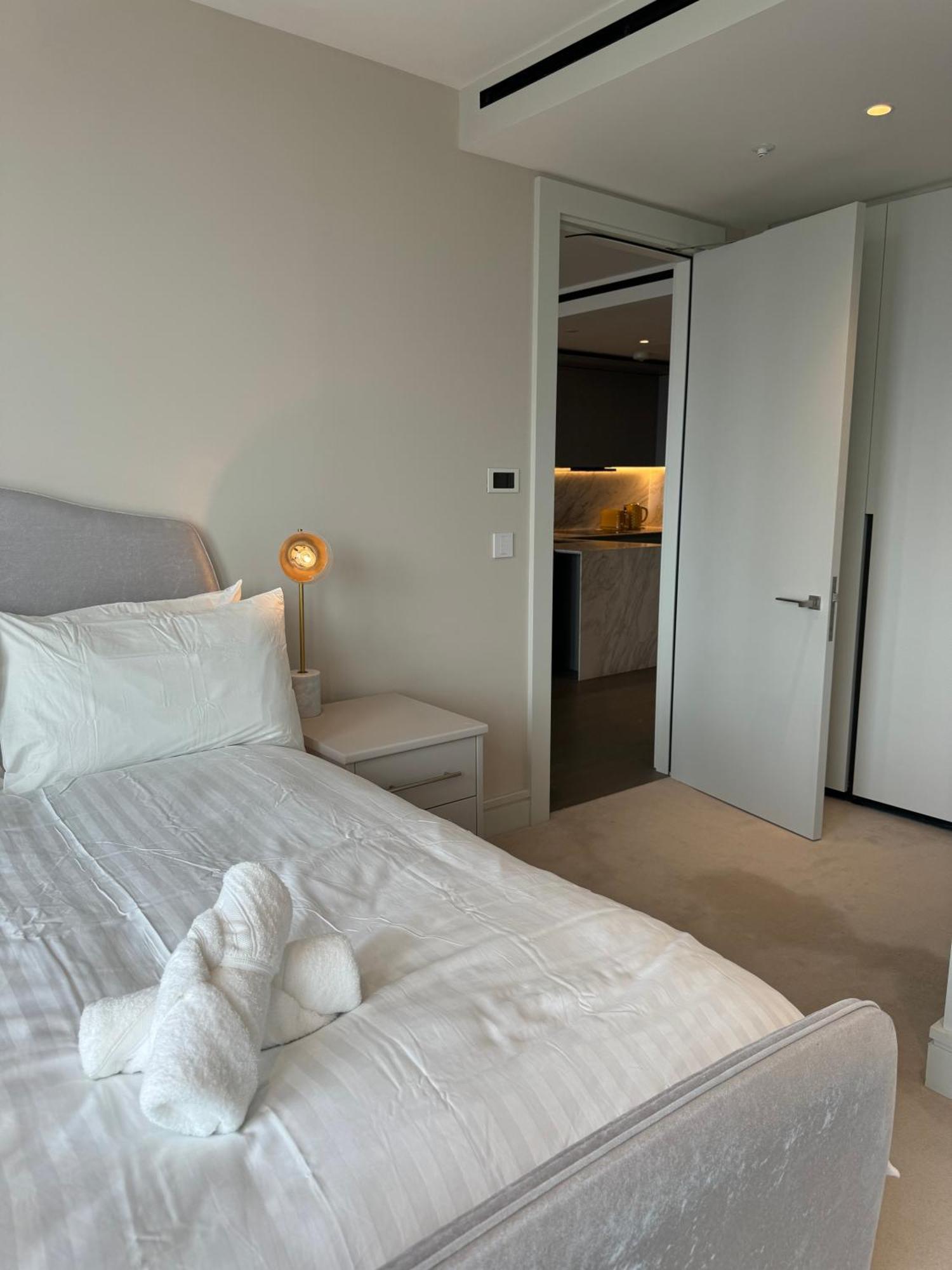 One Bedroom Flat In The Centre * London